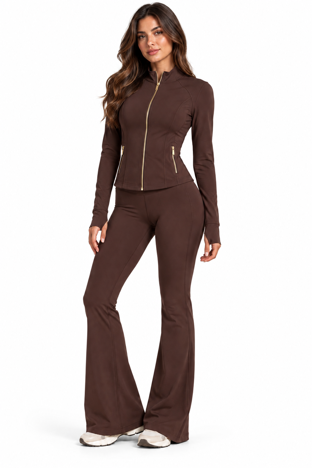 Conjunto deportivo de dos piezas con chaqueta y pantalon acampanado